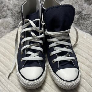 Converse Sneakers - Black and White New Without Tag